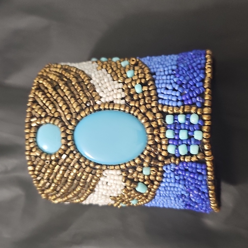 Beaded Blue and Gold Clutch With Matching Earring and Cuff - Picture 2 of 9